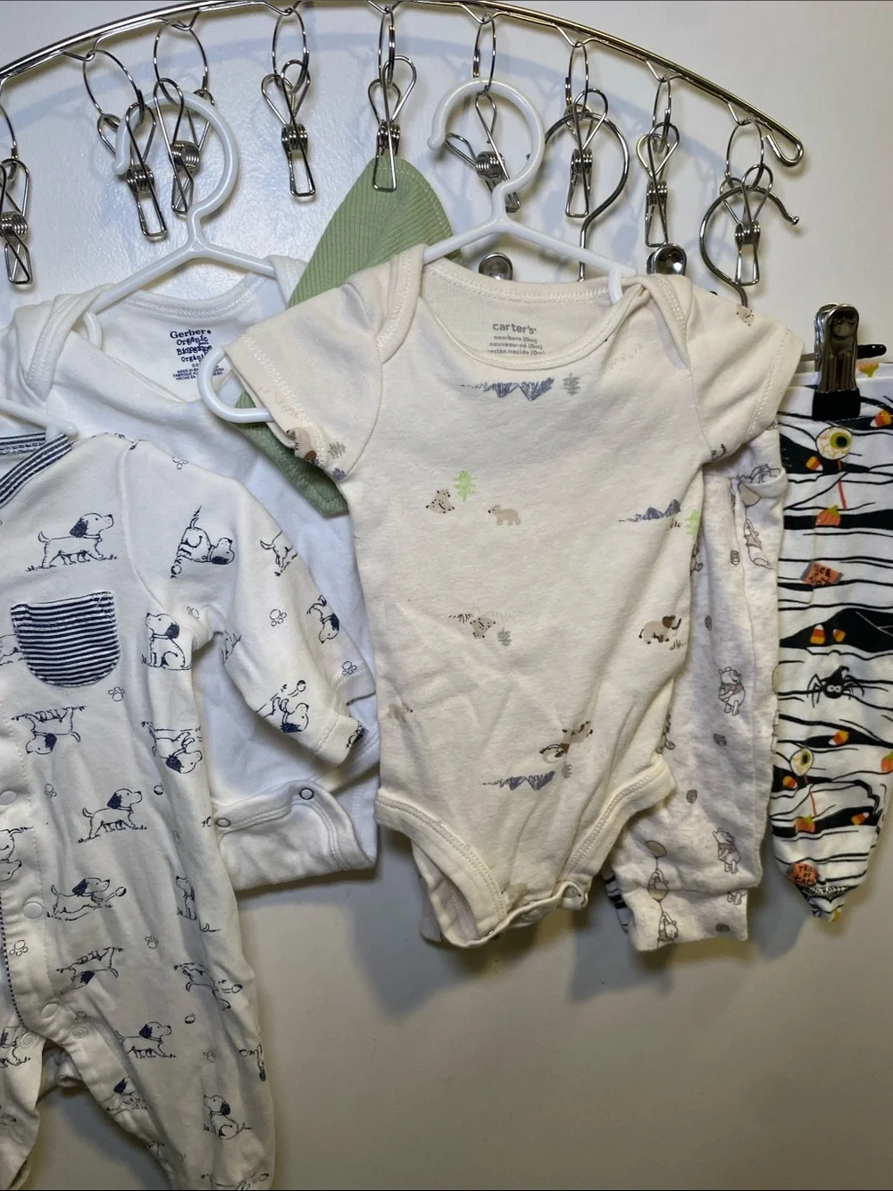 Gerber, Little one,Carter, White & Neutral Printed Baby One-Piece Footies Set